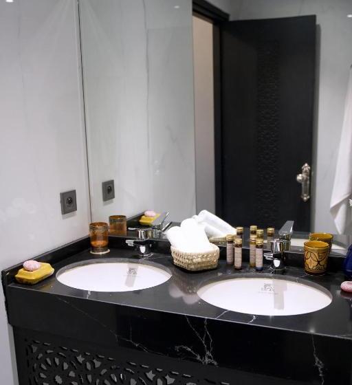 Номер Стандарт, Dar Chrifa