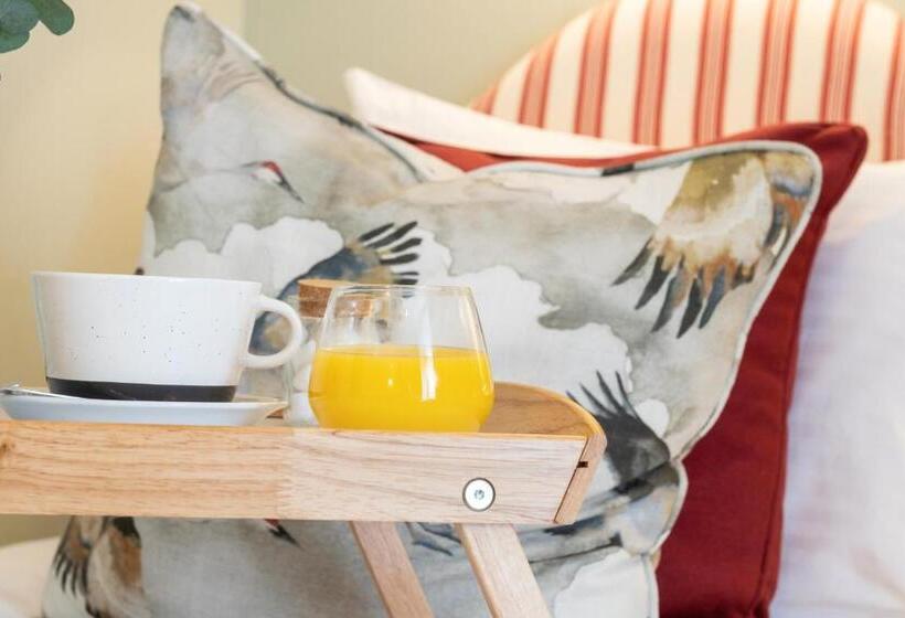 غرفة قياسية ذات إطلالة, The Farmhouse At Bodnant Welsh Food