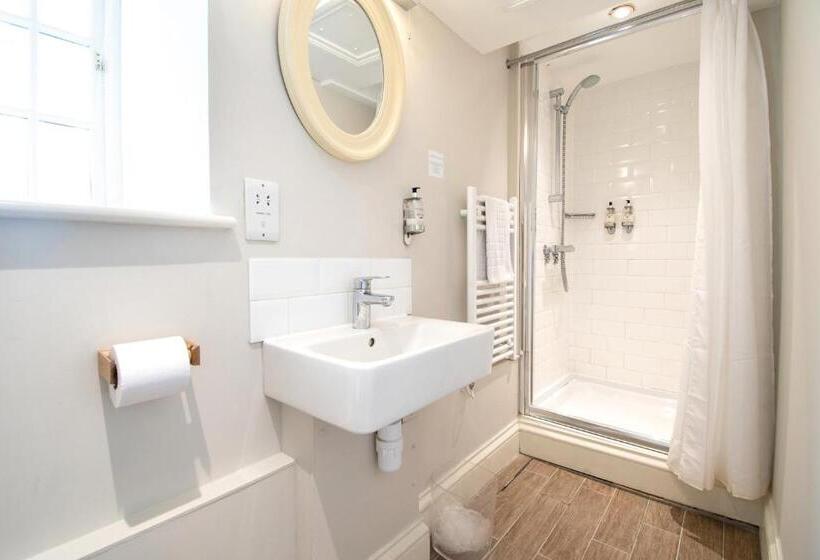 غرفة قياسية, The Farmhouse At Bodnant Welsh Food