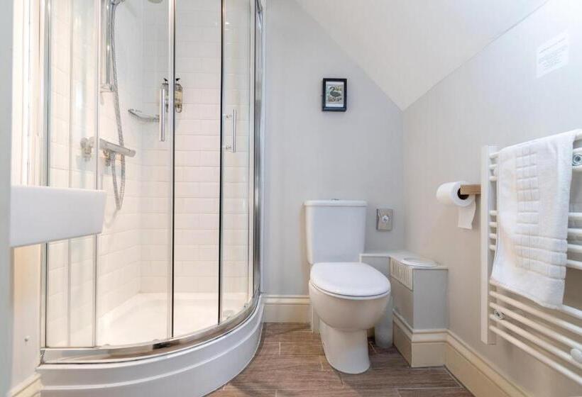 غرفة قياسية فردية, The Farmhouse At Bodnant Welsh Food