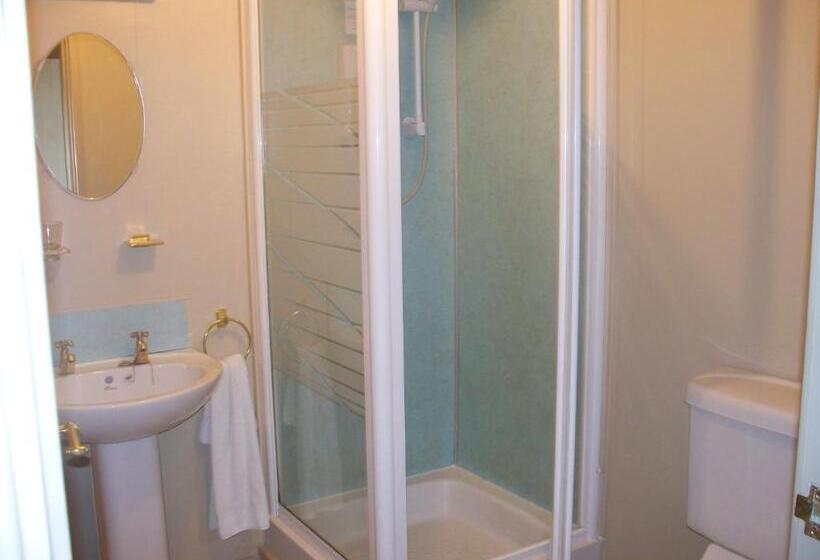 スタンダード４人部屋, Anglers Arms