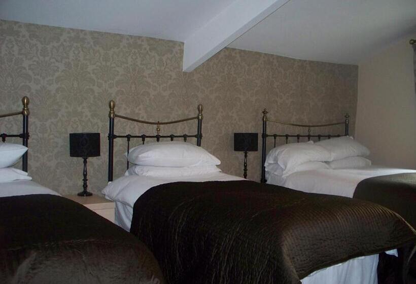 スタンダード４人部屋, Anglers Arms