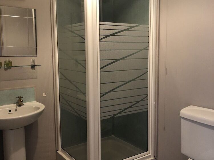 Номер Комфорт, Anglers Arms