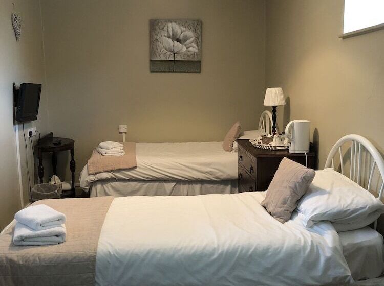 クラシックルーム, Anglers Arms