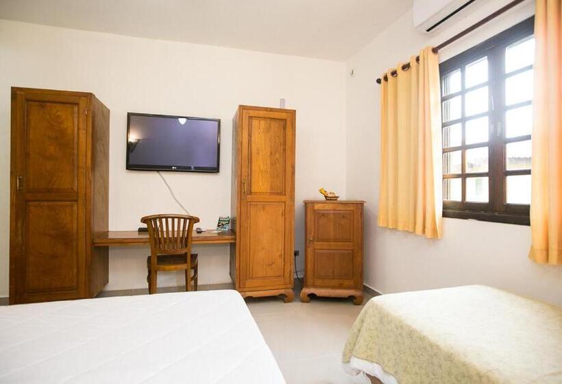 デラックスルーム, Pousada Dos Condes