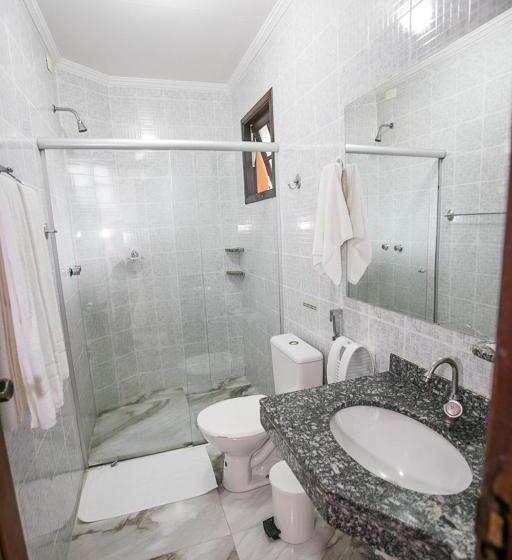 デラックストリプルルーム, Pousada Dos Condes