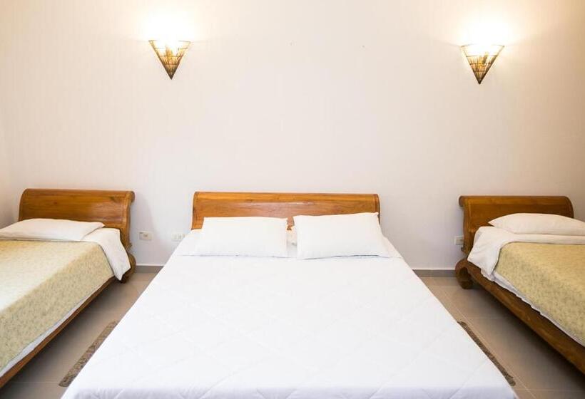 デラックストリプルルーム, Pousada Dos Condes