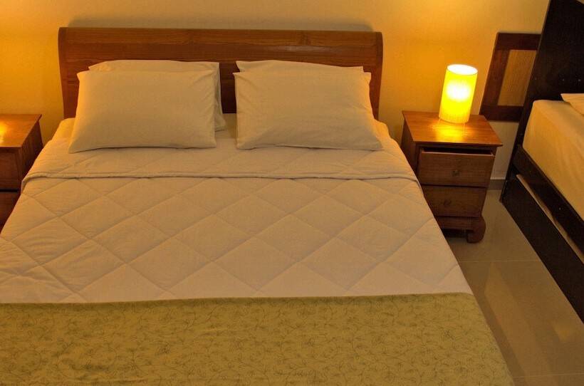 スタンダードトリプルルーム, Pousada Dos Condes