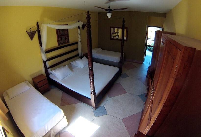 デラックストリプルルーム, Pousada Dos Condes