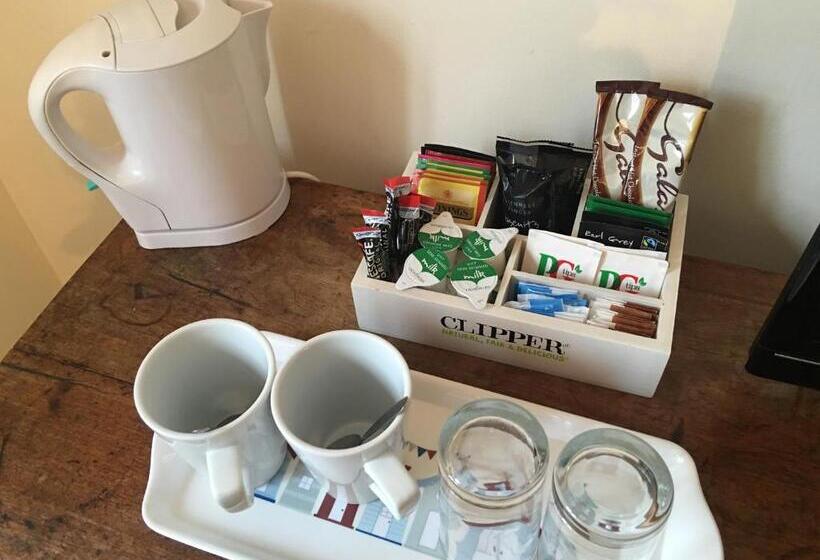 スタンダードルーム, The Pilot Boat Inn, Isle Of Wight