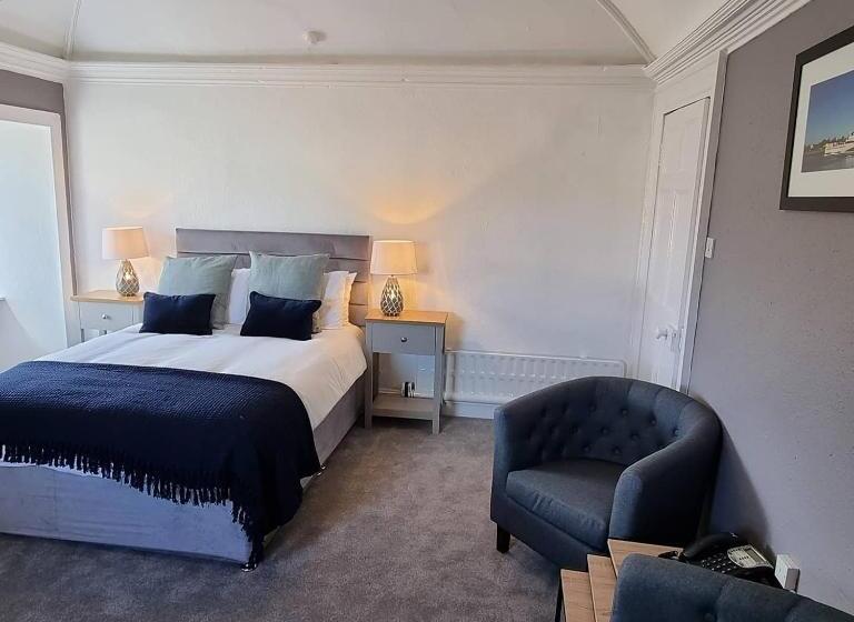 غرفة إقتصادية, The Steam Packet Inn