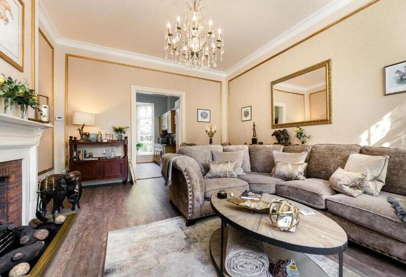 آپارتمان 1 خوابه با چشم‌انداز باغ, Newmarket Boutique Apartments