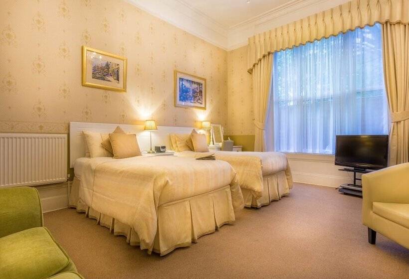 חדר סופריור, Balincourt