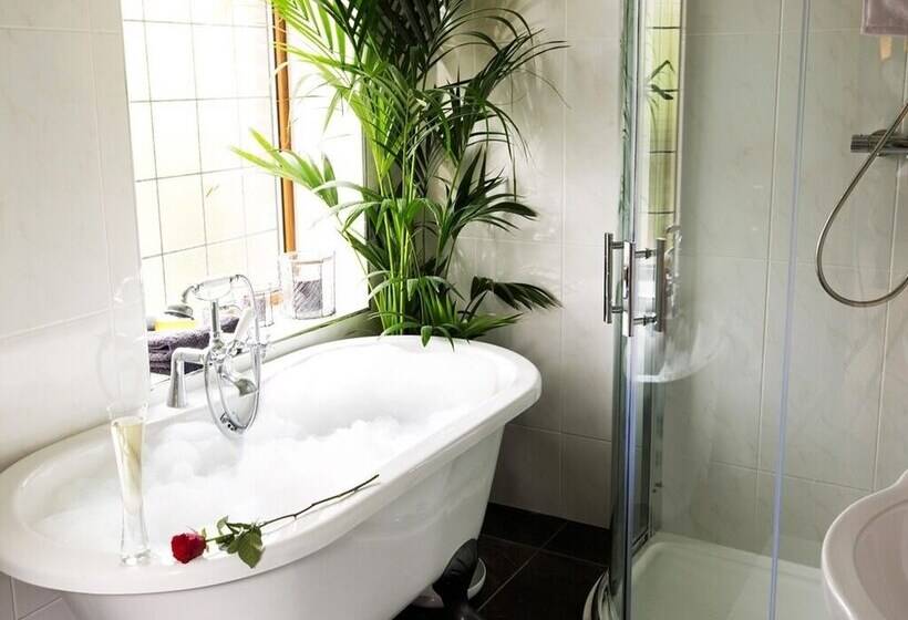 غرفة قياسية سرير كينج, Blackwell House