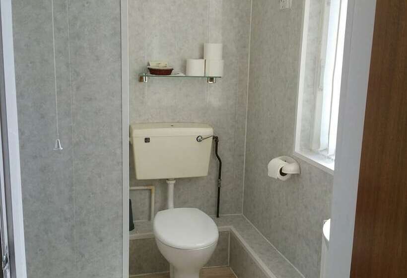 스탠다드 룸, Morrisy House