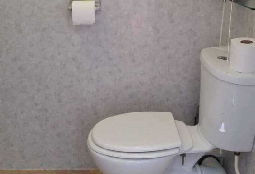 스탠다드 룸, Morrisy House