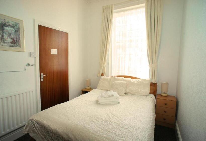 스탠다드 룸, Morrisy House