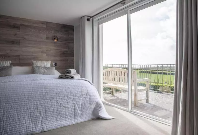バルコニー付きデラックスルーム, Tregaddra Farm B&b