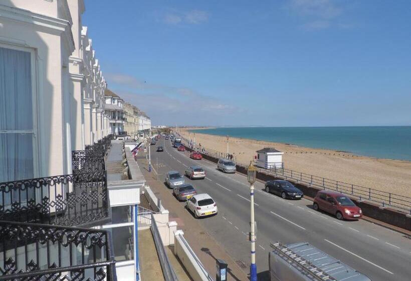 جناح سرير كينج, Beach Front Guest House