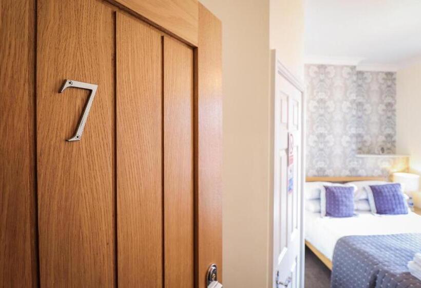 Номер Стандарт, Beach Front Guest House