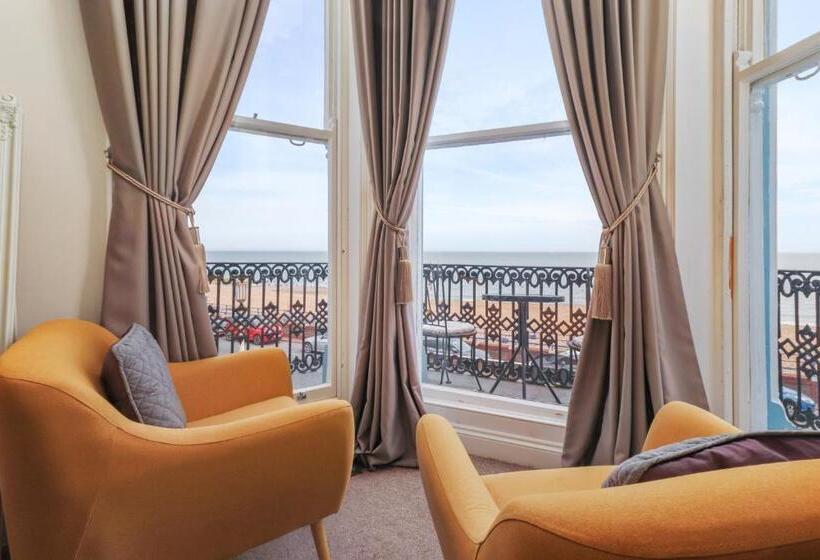 جناح سرير كينج, Beach Front Guest House