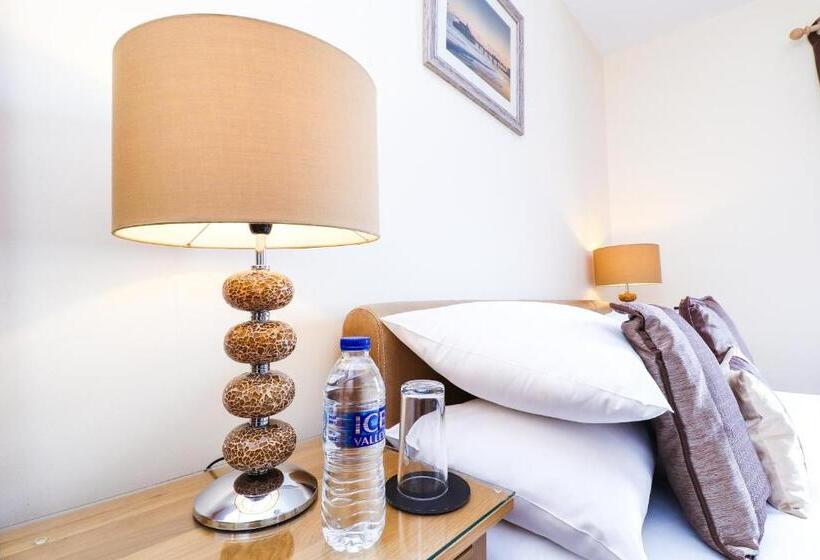 غرفة قياسية سرير كينج, Beach Front Guest House