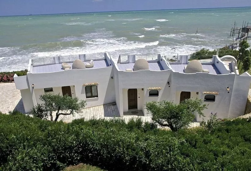 Juniorsviitti, Baia Delphis Resort