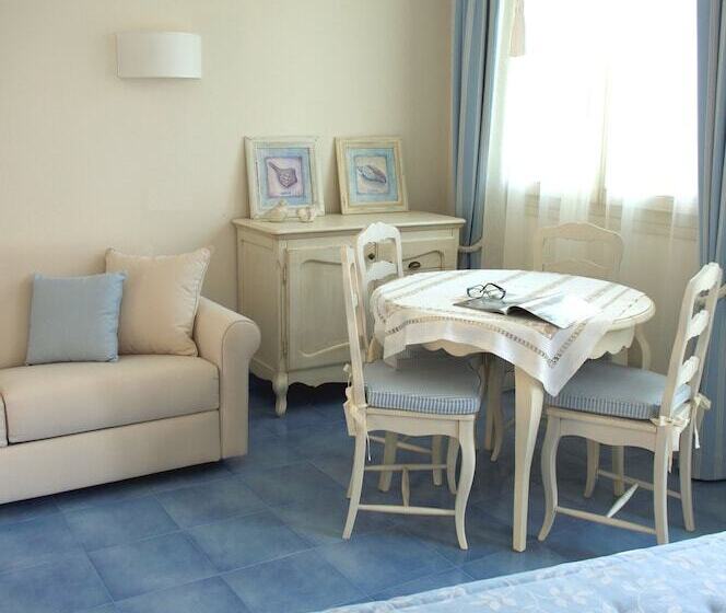 سوییت جونیور, Baia Delphis Resort