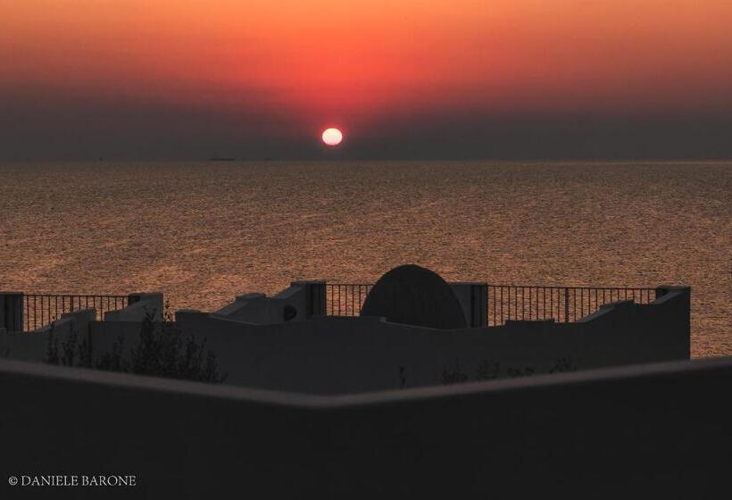 سوییت جونیور, Baia Delphis Resort