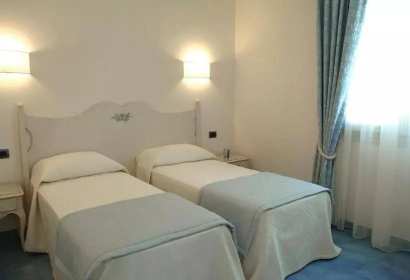 2 Bedrooms Suite Sea View, Baia Delphis Resort