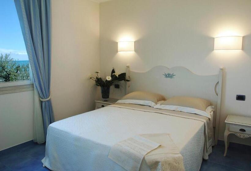 2 Bedrooms Suite Sea View, Baia Delphis Resort