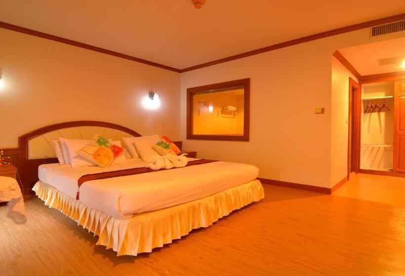 带城市景观的套间, Chumphon Gardens