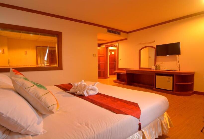 带城市景观的套间, Chumphon Gardens