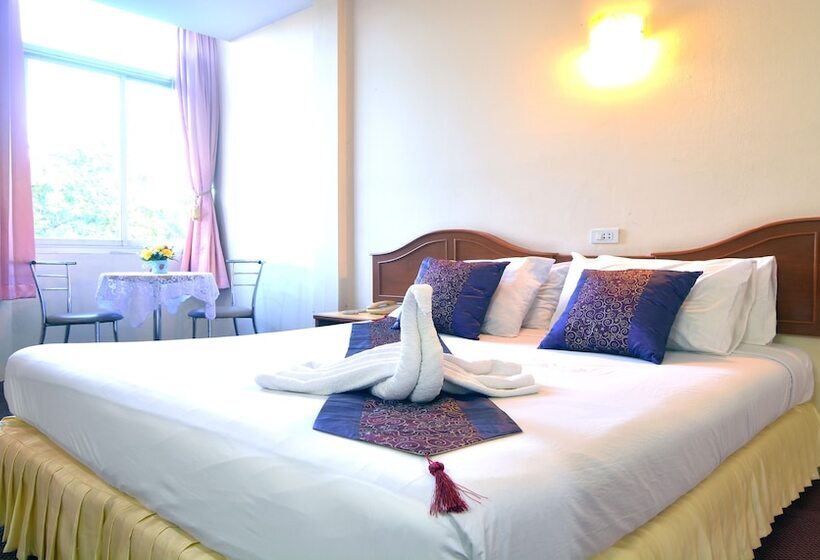 高级大房间, Chumphon Gardens