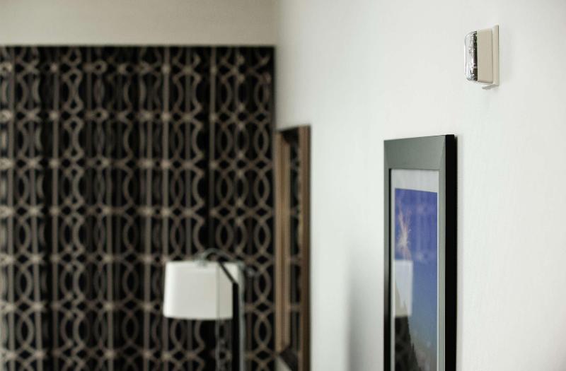 غرفة قياسية سرير كينج, Hampton Inn & Suites La Crosse Downtown