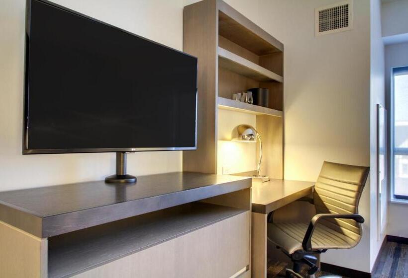 سوئیت برای معلولان, Hyatt House Chicago/evanston