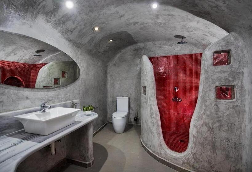 Superior Triple Room, Katerina S Castle   Caldera Cave
