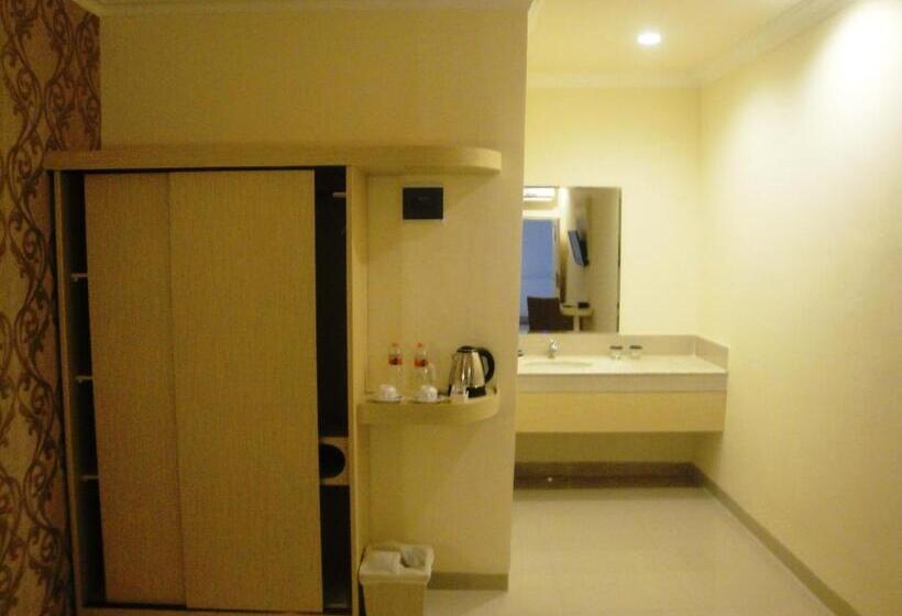 디럭스 룸, Ramayana