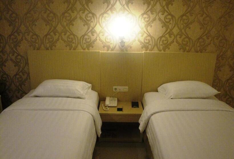 디럭스 룸, Ramayana