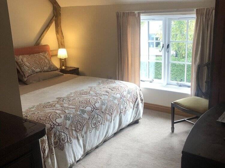 Номер Стандарт, Sir Alfred Munnings