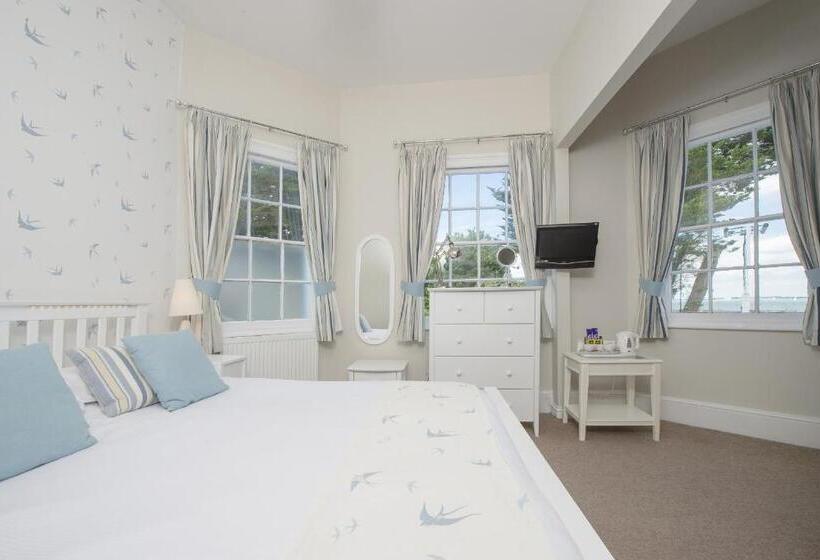 غرفة سوبيريور عائلية, The Boathouse