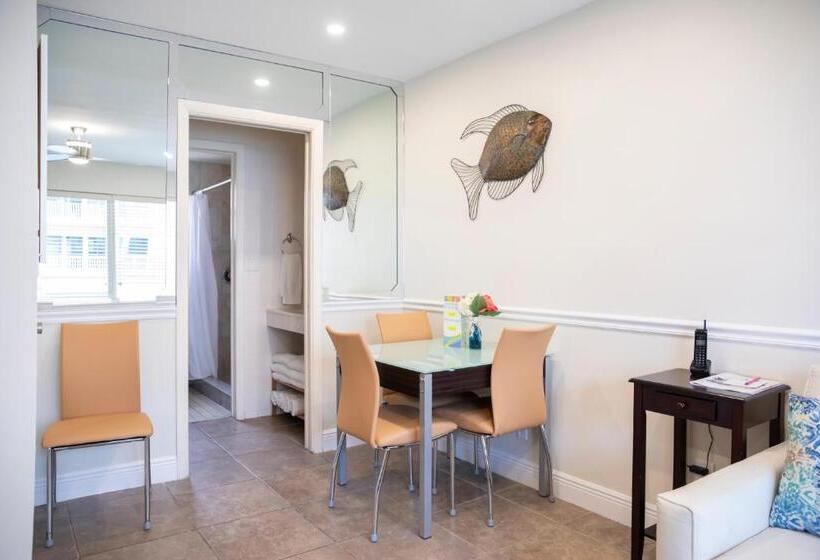 شقة غرفة نوم واحدة ذات إطلالة جانبية على البحر, Windjammer Resort And Beach Club