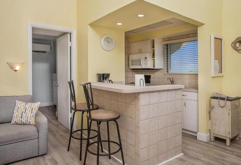 شقة غرفة واحدة مطلة على البحر, Windjammer Resort And Beach Club