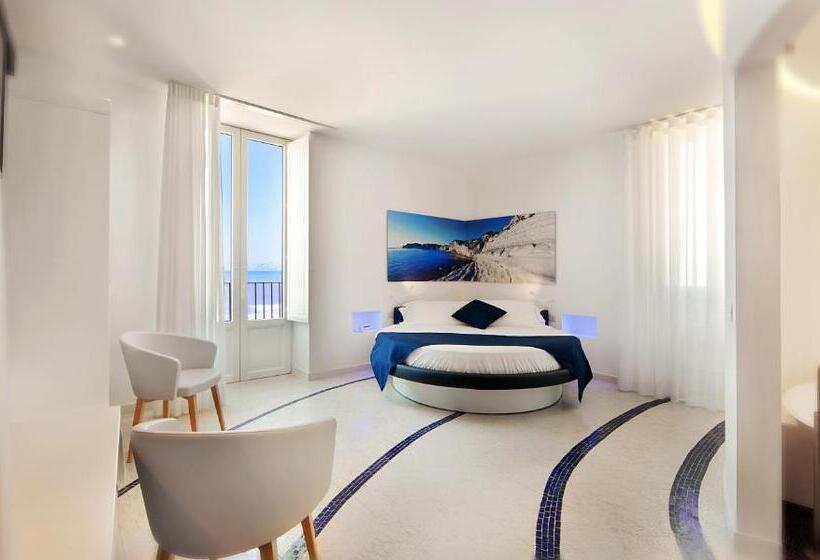 小型套房带海景, Zafran Boutique