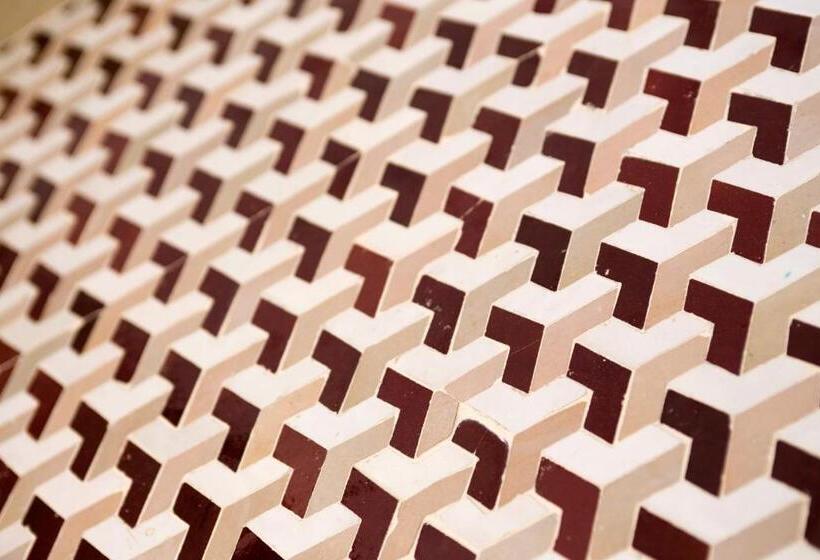 标准间, Zafran Boutique