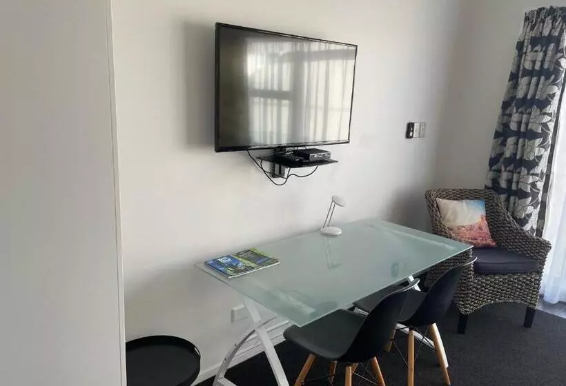 اتاق استاندارد با چشم‌انداز دریا, Carters By The Sea Beachside Studio Apartments