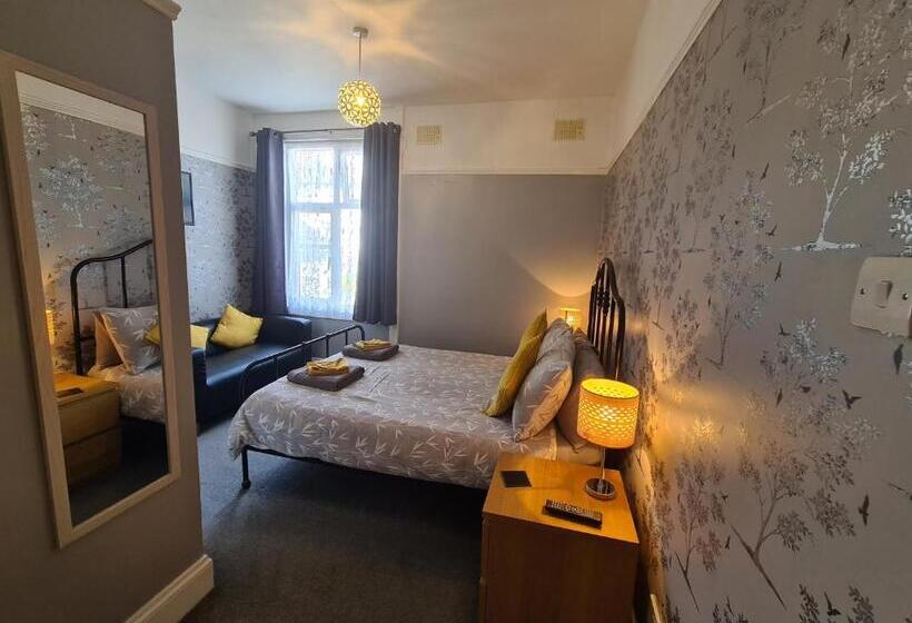 اتاق استاندارد, The Roslyn Guest House