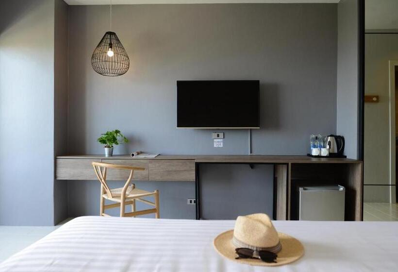 シティビューのスーペリアルーム, Ruenthip Pattaya