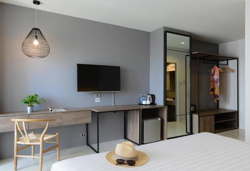 シティビューのスーペリアルーム, Ruenthip Pattaya