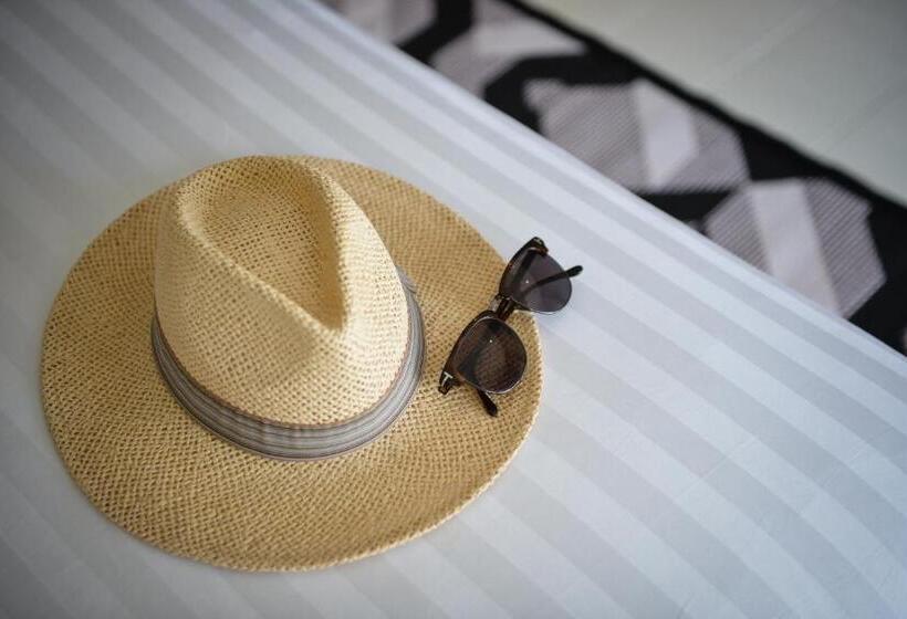 シティビュースイート, Ruenthip Pattaya